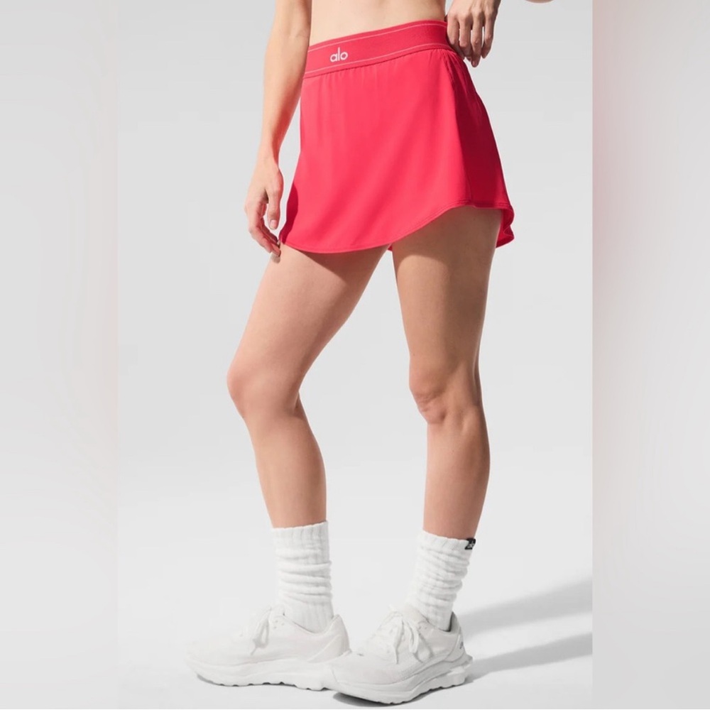 New Medium Alo Yoga Match Point Skirt- Red Crush